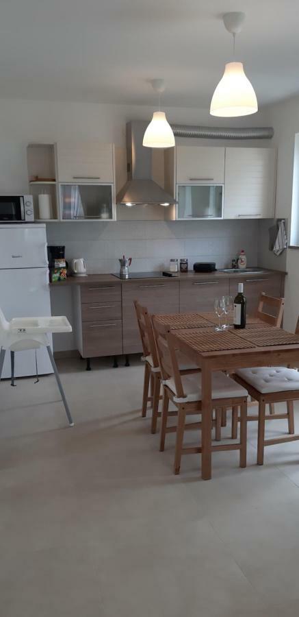 Apartments Leondori Krk Town Dış mekan fotoğraf