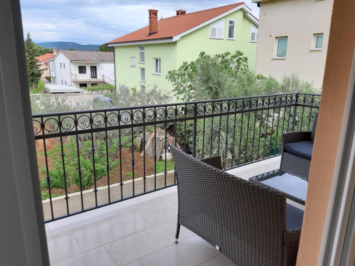 Apartments Leondori Krk Town Dış mekan fotoğraf