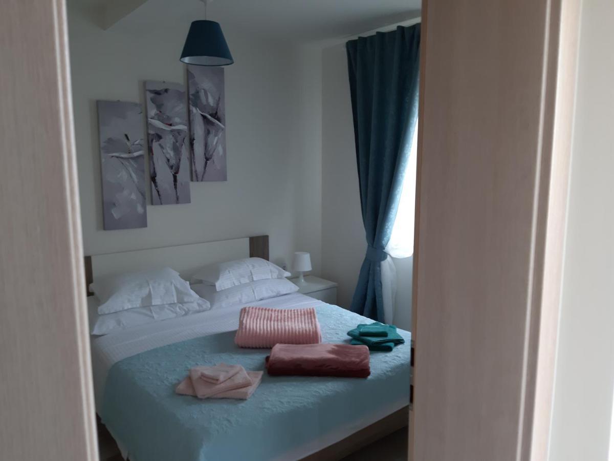 Apartments Leondori Krk Town Dış mekan fotoğraf